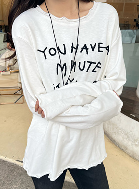 DW2025秋冬季磨毛字母印花木耳边长袖T恤女宽松上衣打底衫7335