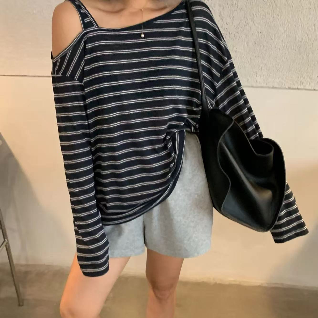 冰丝单肩薄款长袖T恤女纯色宽松显瘦露肩防晒衫上衣夏季韩版8608