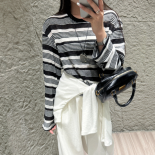 DW秋季新款复古条纹圆领长袖针织T恤宽松慵懒减龄百搭上衣7909
