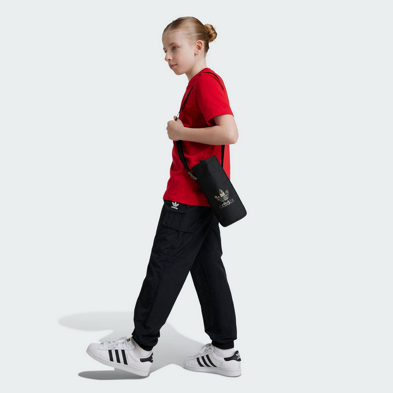 Adidas阿迪达斯童装2025春夏新款黑色男大童梭织长裤裤子IW3505