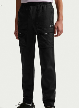 Nike耐克26新款大童加绒长裤反光印花小标多口袋休闲裤IO0764-010