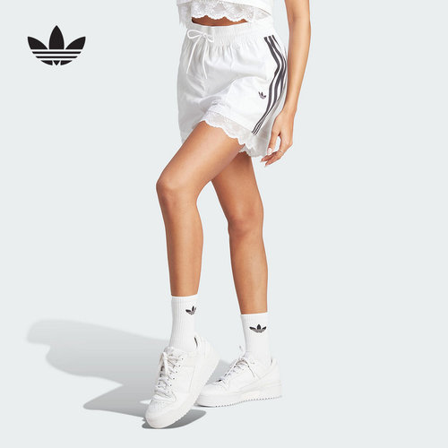 adidas阿迪达斯三叶草蕾丝镶边短裤秋女梭织白色五分裤IL2420