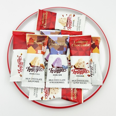 好邻居新款蓝莓曲奇巴旦木曲奇跳跳糖巧克力散装儿童趣味棒棒糖果