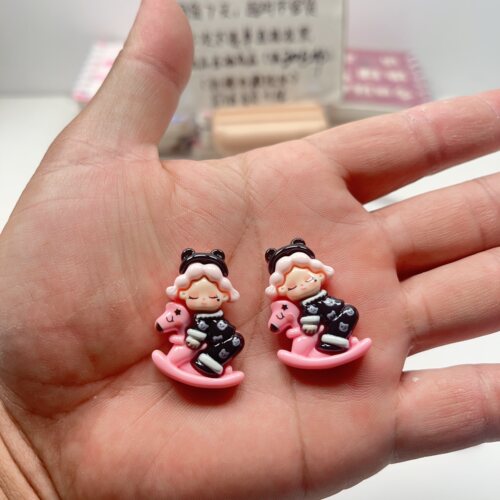 C78约3CM高货定制木马小女孩30个diy手工材料配件满30包邮
