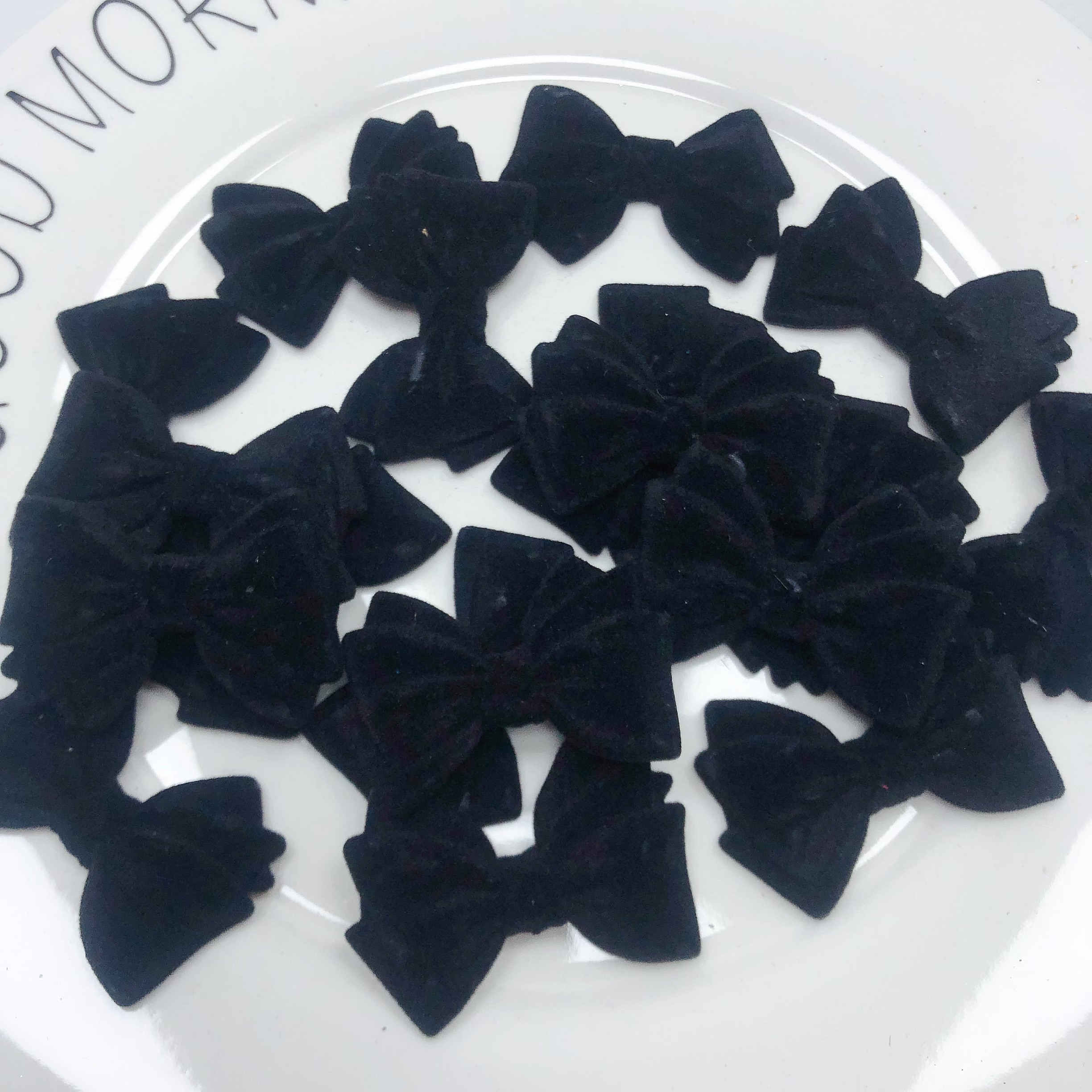 H49约5CM植绒蝴蝶结贴片150克约18个diy手工材料配件满30包邮