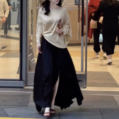 今年流行特惠26300新大爱美依缘2026新款高级感宽松纯色上衣开叉