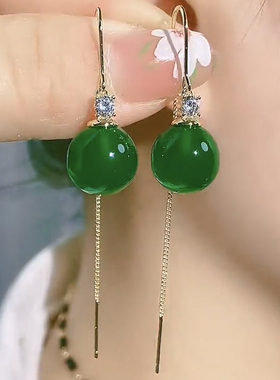 新款绿色猫眼石球球耳线时尚百搭网红爆款高级感轻奢显脸瘦耳饰女