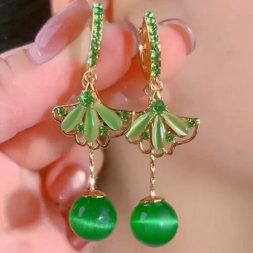 高级感绿色银杏叶流苏珠珠耳环
