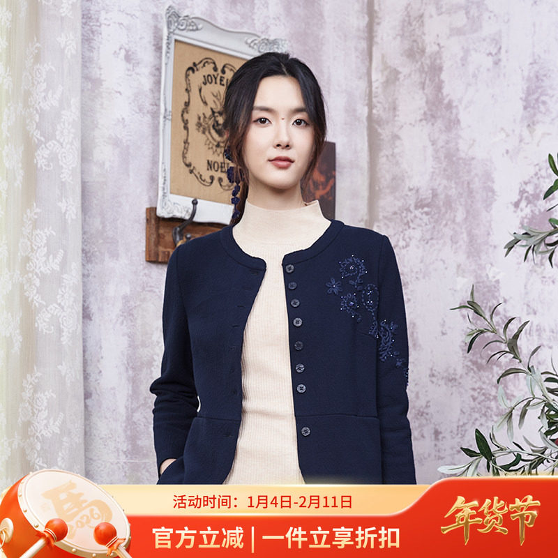 布符秋季原创新款圆领绣花短外套女小香风休闲独特宽松漂亮