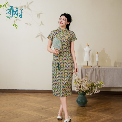 布符年夏季新品小花竖条纹棉质旗袍立领木扣优雅舒适百搭女装