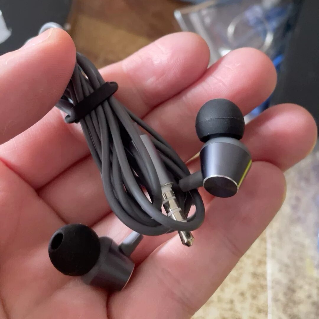 适用于努比亚原装律音耳机有线线控耳塞3.5mm插头正品包邮