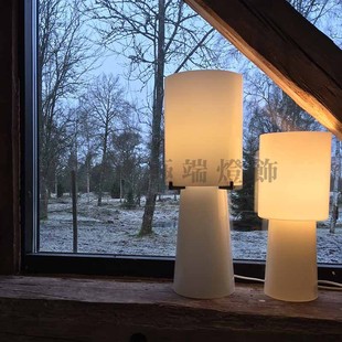 饰艺术灯 椎体台灯现代设计感卧室床头装 外销瑞典Olle 几何圆柱体