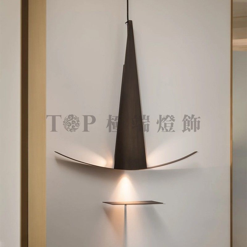意大利客厅创意帆船曲线金属异形三角吊灯后现代设计师展厅餐厅灯