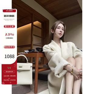 气质翻领毛呢外套 系带羊毛大衣女2025秋冬新款 CCZEE 古堡雪女