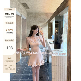 收腰显瘦针织a字裙 v领蕾丝肩翘边连衣裙女无袖 CCZEE 花蕾翩翩