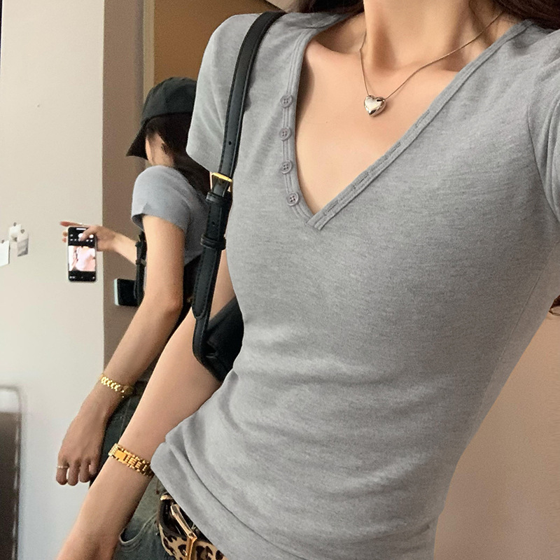 韩系设计感修身纽扣V领正肩短袖T恤女2025夏季新款女装显瘦上衣女