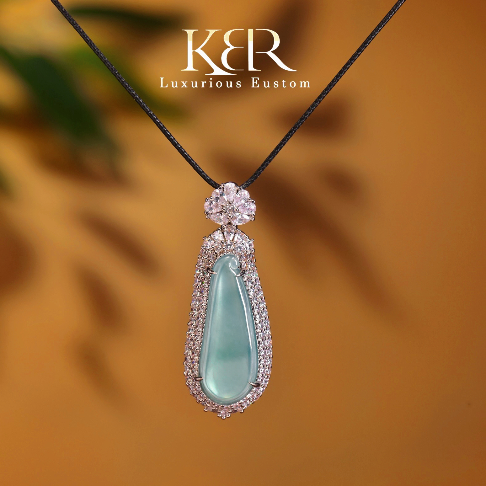 【颖有尽有】新款天然A货翡翠福瓜吊坠挂坠百搭简约KBR50524004