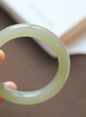 【颖有尽有】新款天然和田玉正圈手镯百搭时尚款  JLLF0602090030