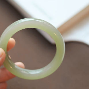 款 天然和田玉正圈手镯百搭时尚 新款 JLLF0602090030 颖有尽有