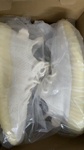 特价清仓adidas Yeezy Boost 350 V2 白冰淇淋CP9366