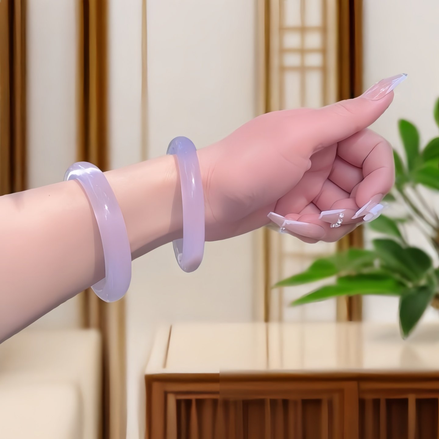 冰紫色猫眼石手镯女白月光玉镯小众精致贵气新中式素圈招财贵妃镯