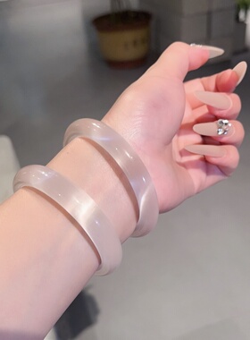 白月光手镯女冰种藕粉玉髓叮当镯