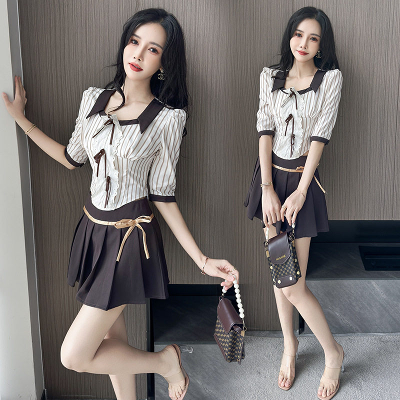网红同款甜辣妹套装撞色条纹衬衫女秋季百褶小个子两件套空姐制服,女装/女士精品,大码套装,淘宝优惠券,粉丝福利购,淘宝优惠卷