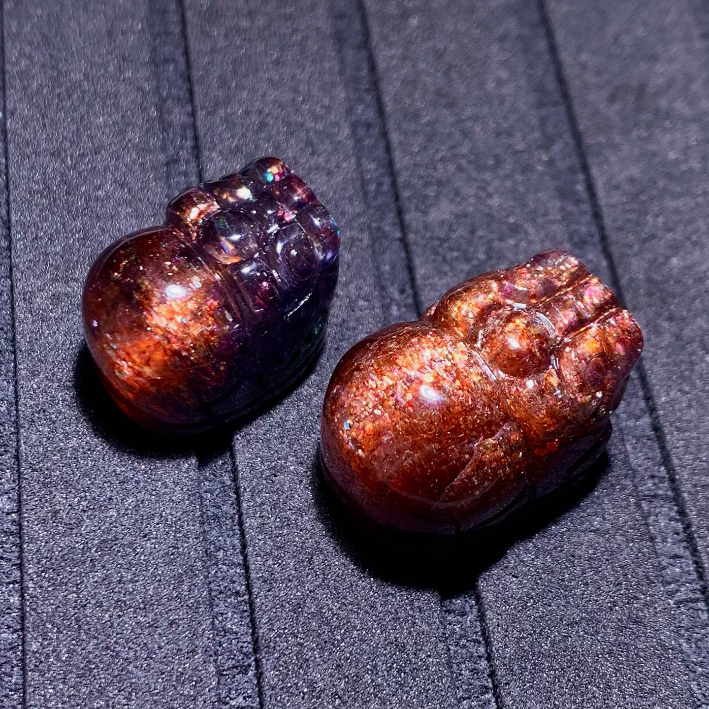 天然血滴堇青石貔貅吊坠雕刻件星空草莓金水晶挂饰手链时尚饰品女