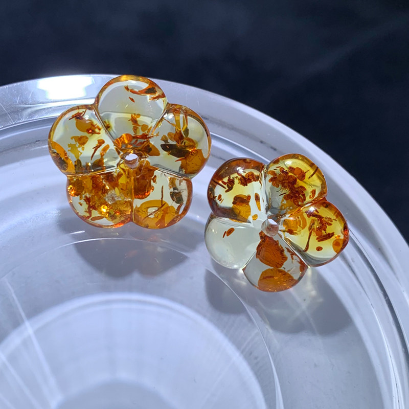 天然琥珀小花随形吊坠雕刻原石原矿花珀金珀手串手链黄色玉石送礼
