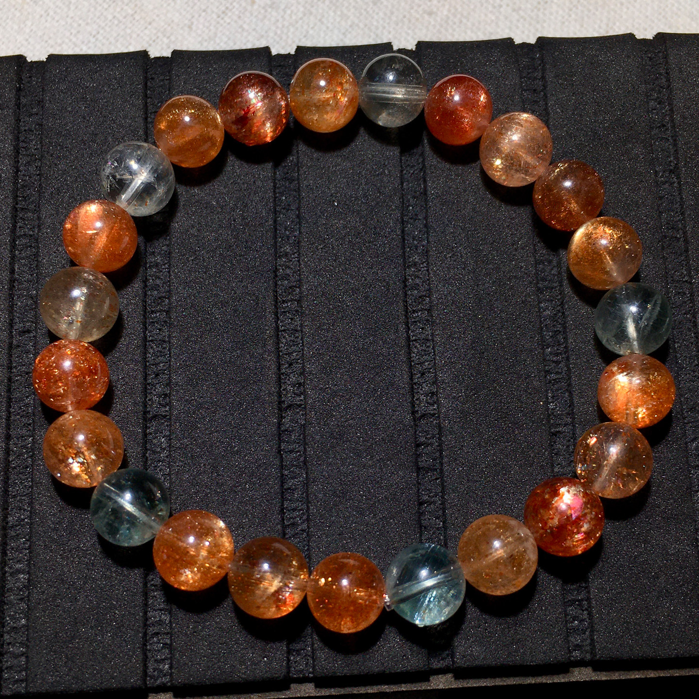 天然小颗粒阿鲁沙长石手链绿柱石日光石金太阳石手串饰品礼物情侣