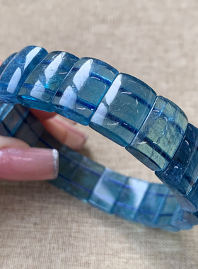 天然润蓝色海蓝宝手排巴西蓝水晶