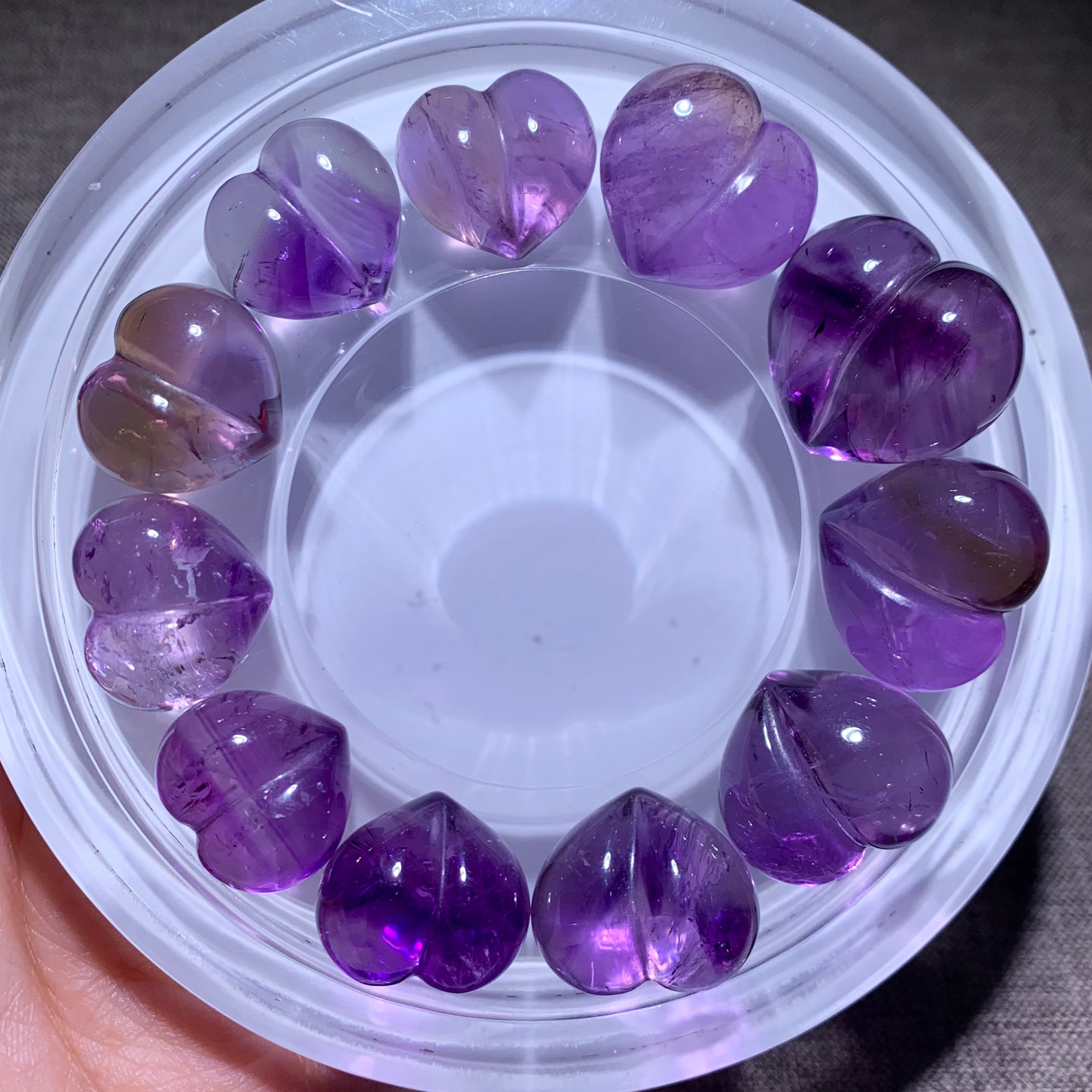 天然梦幻透润紫水晶屁桃吊坠紫色雕刻件随形配饰手链礼物男女情侣