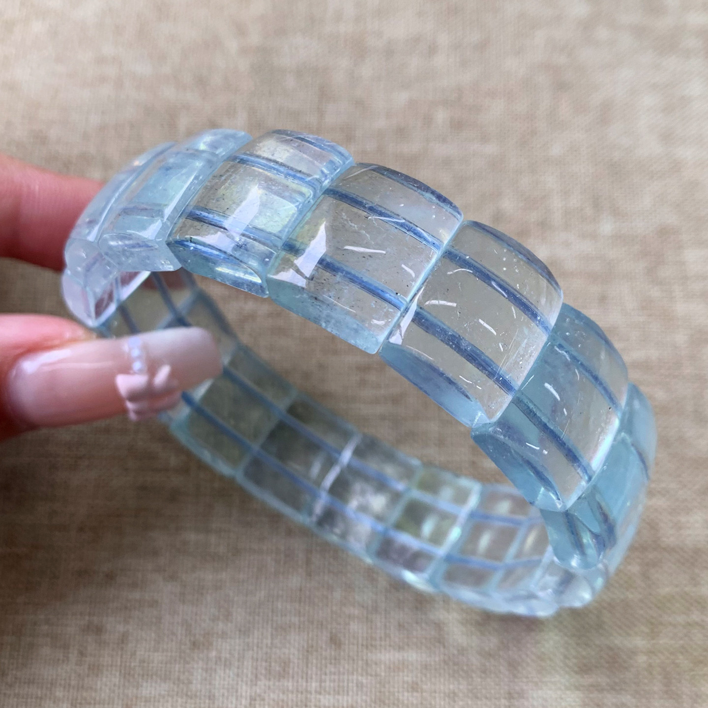 天然巴西清透海蓝宝手排水晶手串魔鬼蓝绿柱石百搭饰品手链礼物女