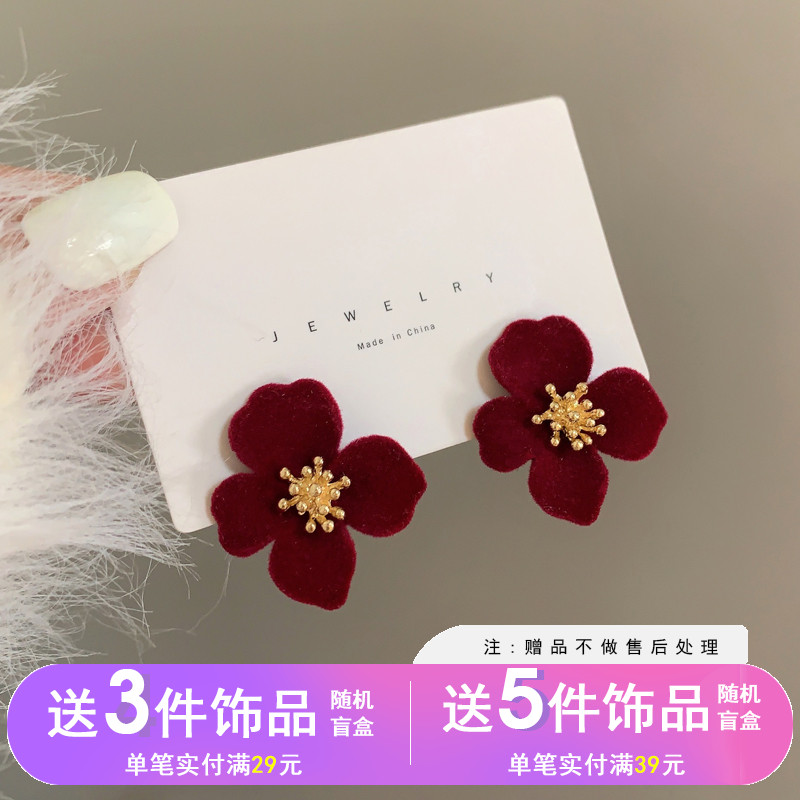 MiBaoS925銀針新年款復(fù)古植絨花朵耳釘優(yōu)雅紅色氣質(zhì)時(shí)尚耳飾H6155