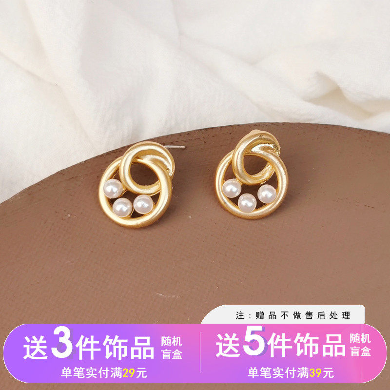 S925银几何形状典雅小巧淑女韵味金属质地耳钉少女街拍珍珠耳饰