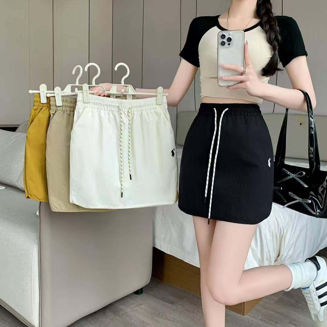 短裙女2025夏季新款口袋小马刺绣设计感高腰显瘦防走光百搭短裙女