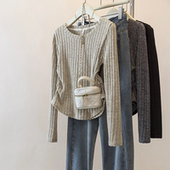 女2025秋冬新款 卡其色褶皱长袖 打底衫 简约纯色休闲百搭显瘦上衣女