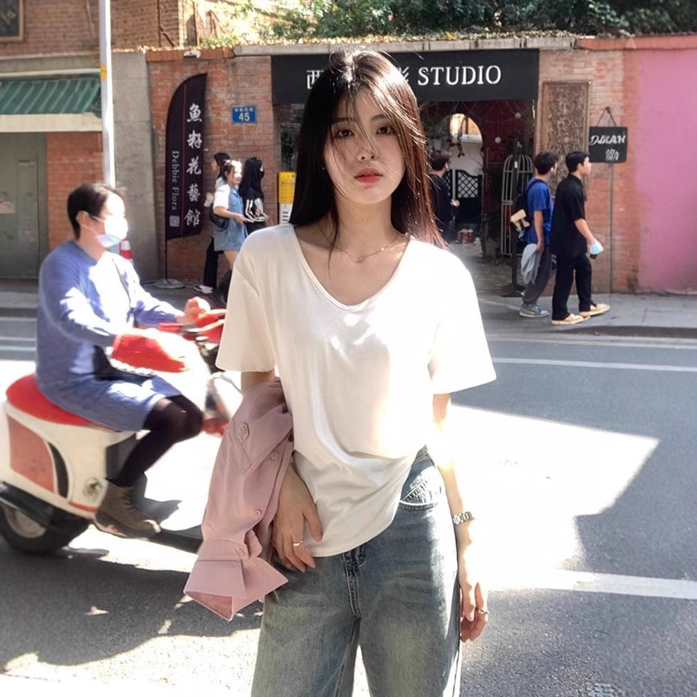 2025新款白色v领短袖t恤女夏季宽松纯色打底衫内搭辣妹学生上衣