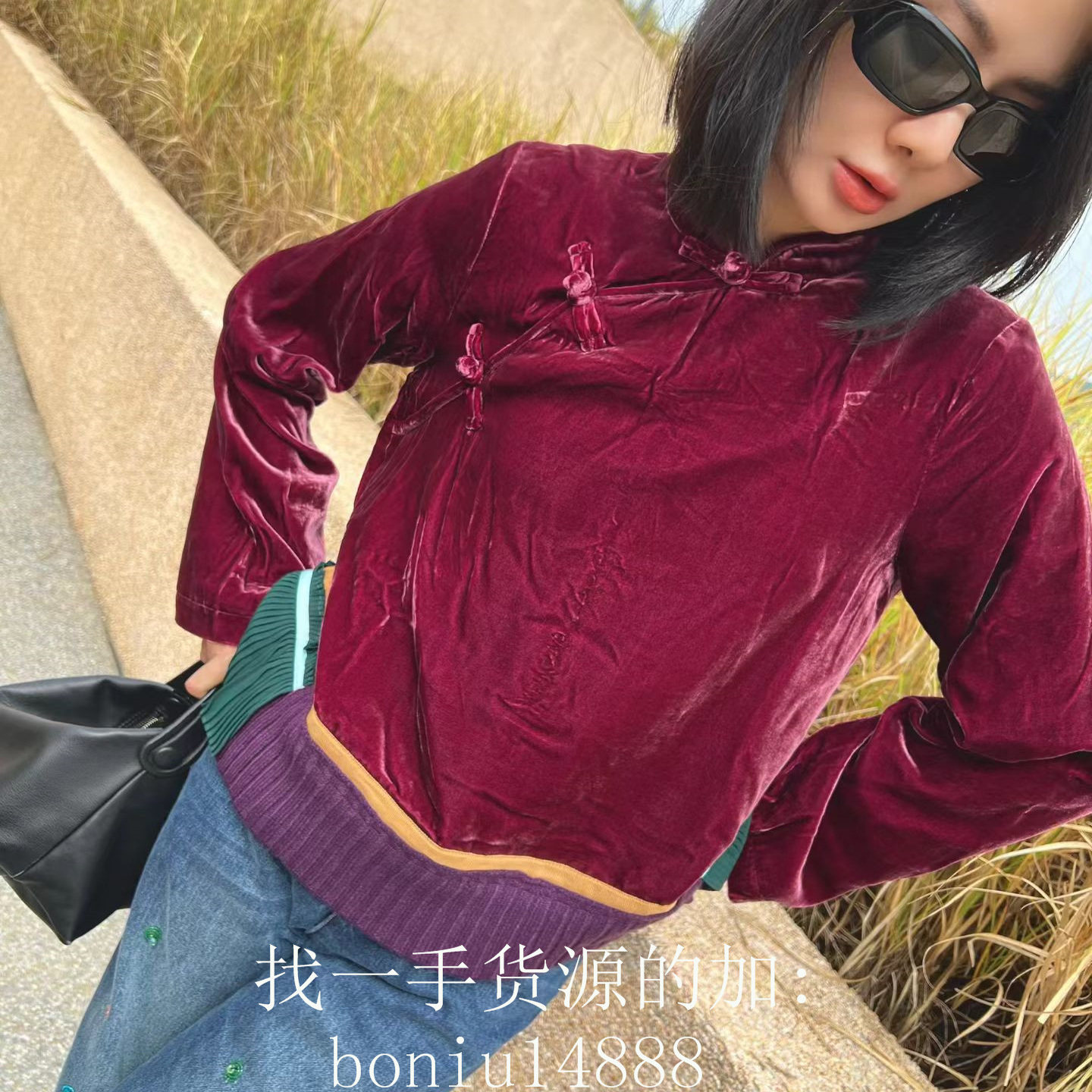 欧洲站2025金水洋气百搭立领侧盘扣丝绒衬衫女冬季新款酒红色上衣