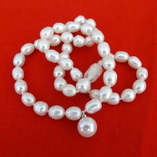 纯天然淡水珍珠项链女琥珀树脂扣防过敏不掉色珍珠颈链送妈妈HPDZ