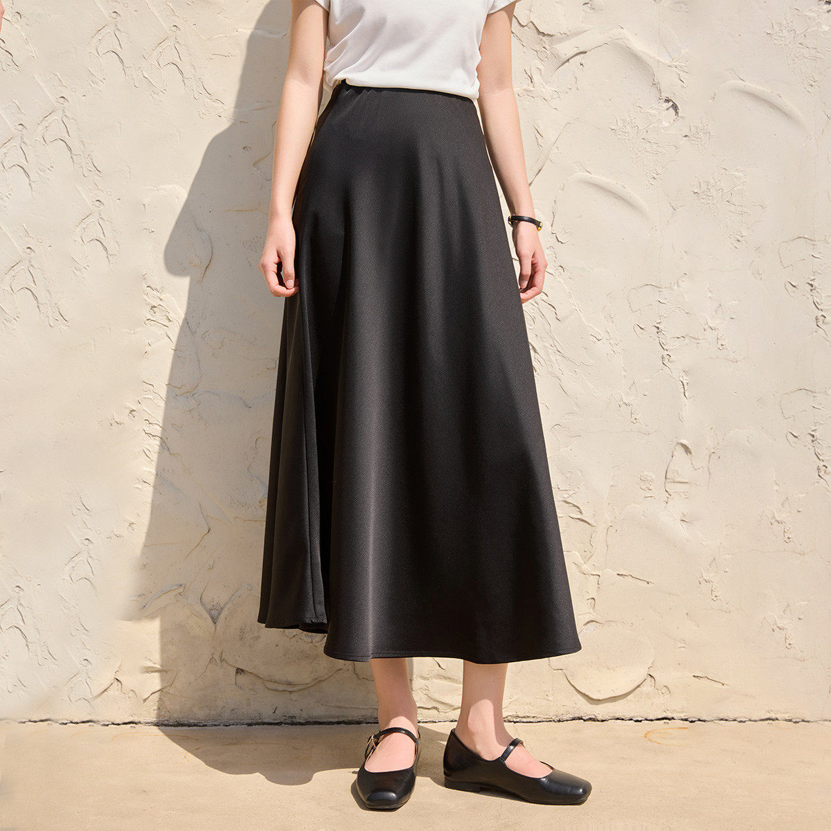 茵曼2025夏季新款女休闲A字气质系大摆半身裙子高腰薄轻薄款显瘦