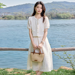 女士高级感 茵曼2025年夏季 新款 小香风休闲短袖 上衣半身裙两件套装