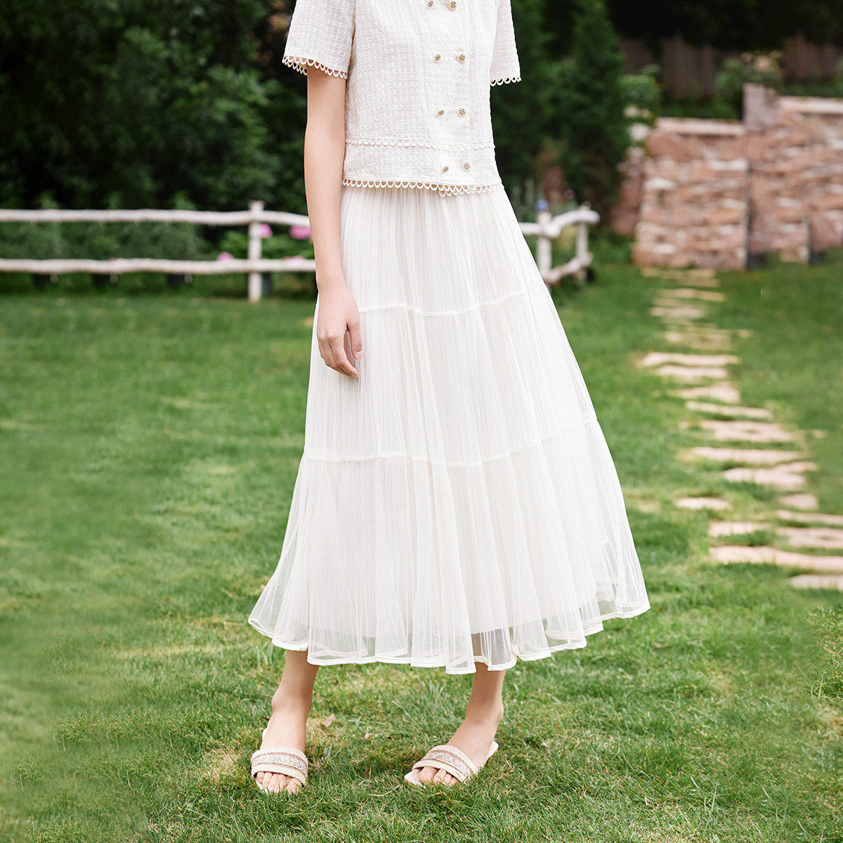 茵曼2025夏季新款气质系半身裙女长裙子白色网纱轻薄今年流行爆款