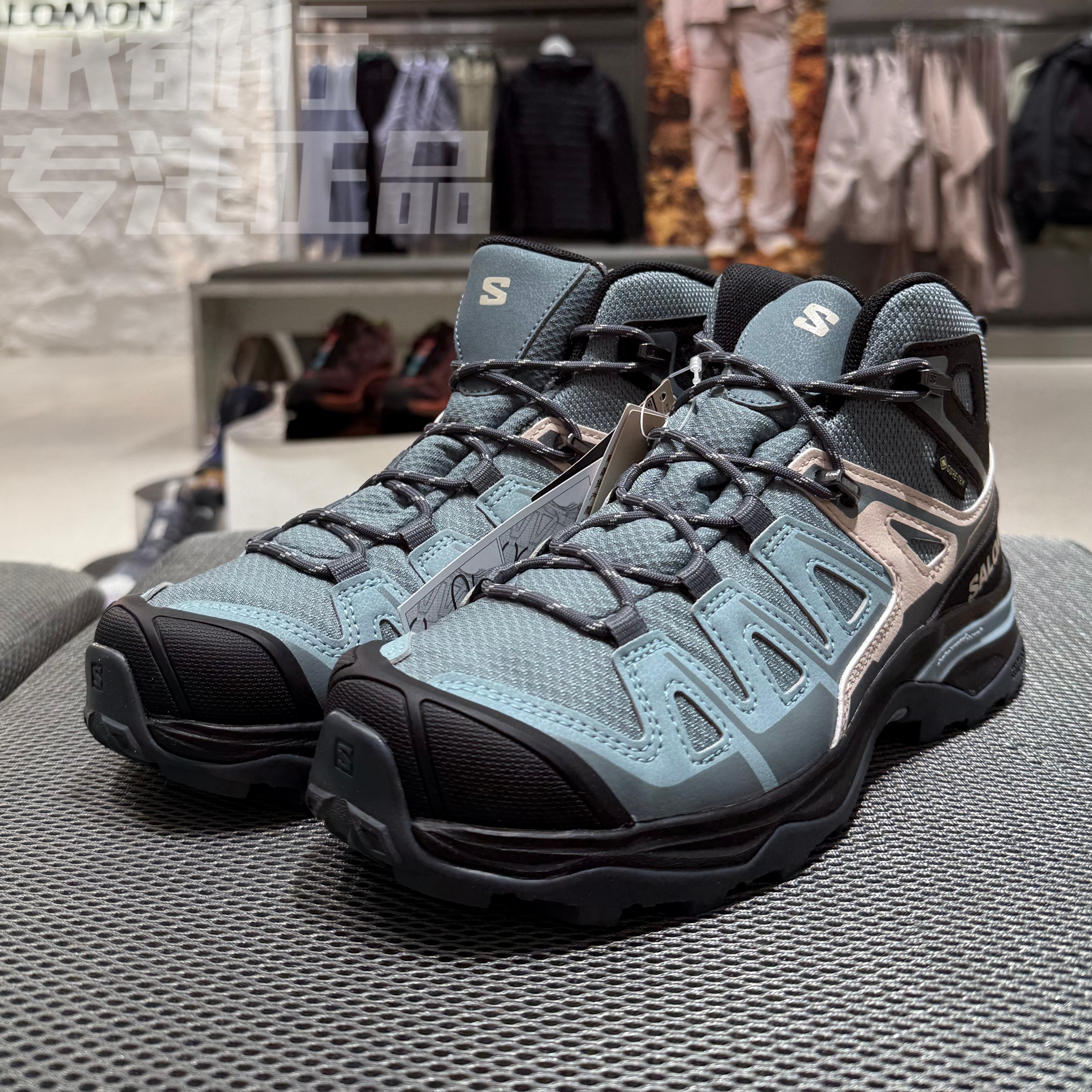 SALOMON萨洛蒙女款减震耐磨防水透气回弹抓地中帮徒步鞋478943