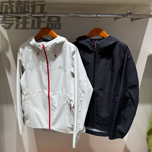 比音勒芬女款果岭系列户外轻量三防透气连帽冲锋衣夹克871266906X