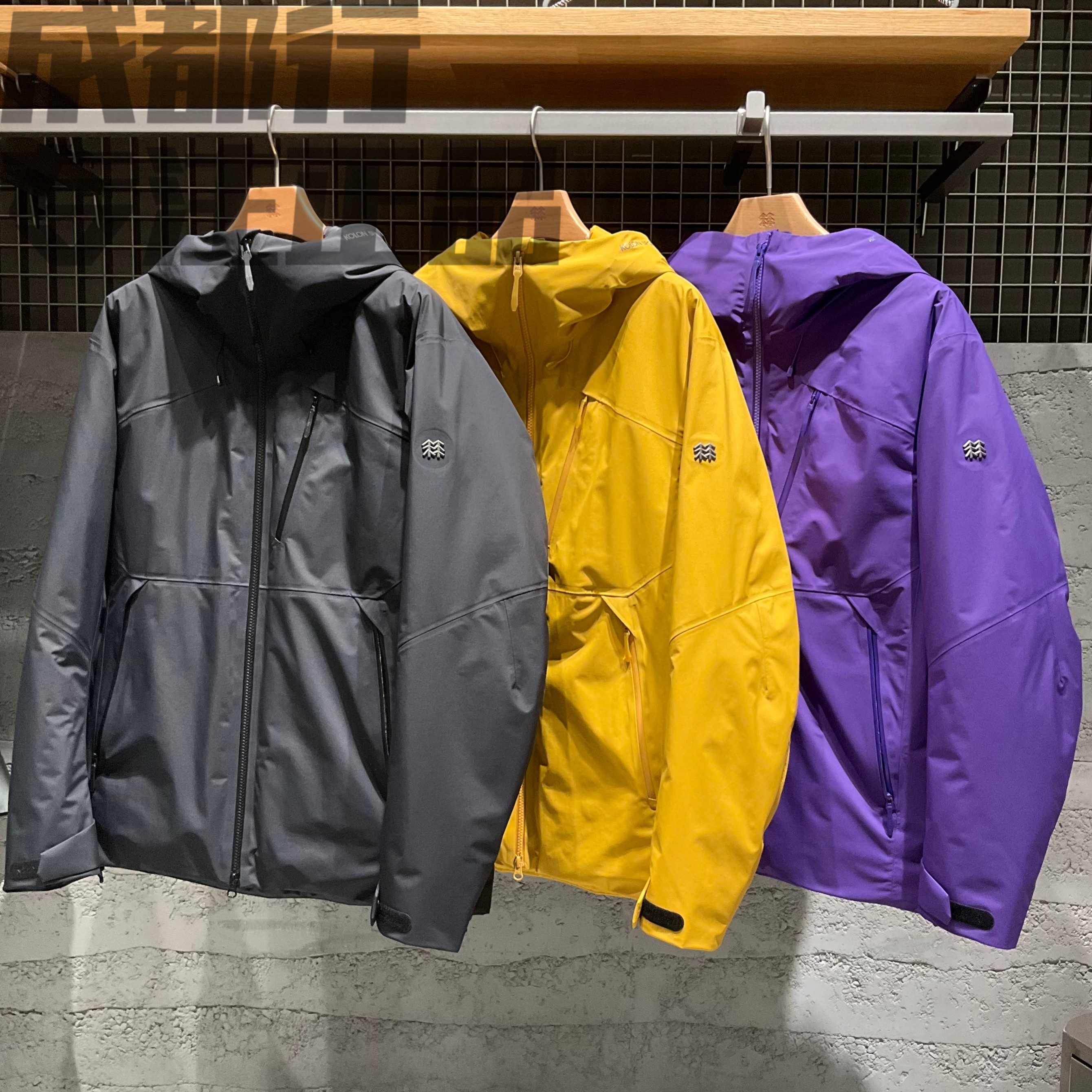 可隆KOLON SPORT VENTURA男款空气循环混合填充羽绒衣LHDJ6SN009