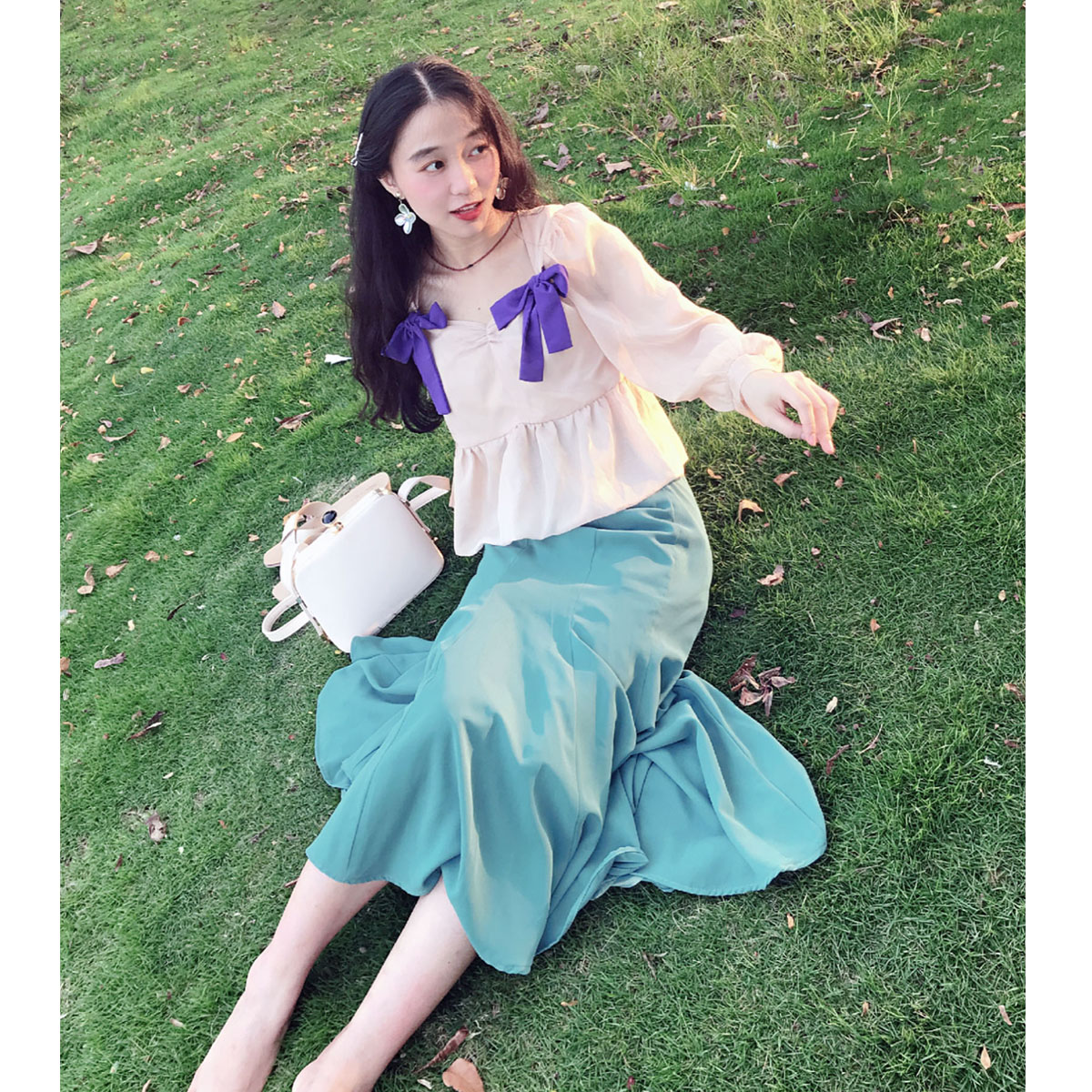 鲸鱼原创自制复古泡泡袖两件套装