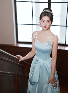 蓝色晚礼服礼服女2025新款聚会轻奢小众高端吊带主持人高级质感