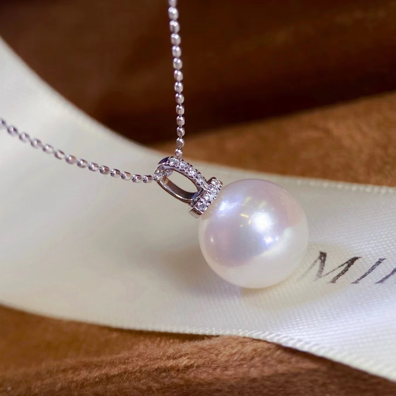 铂金Pt900配件锆石镶嵌经典奶嘴