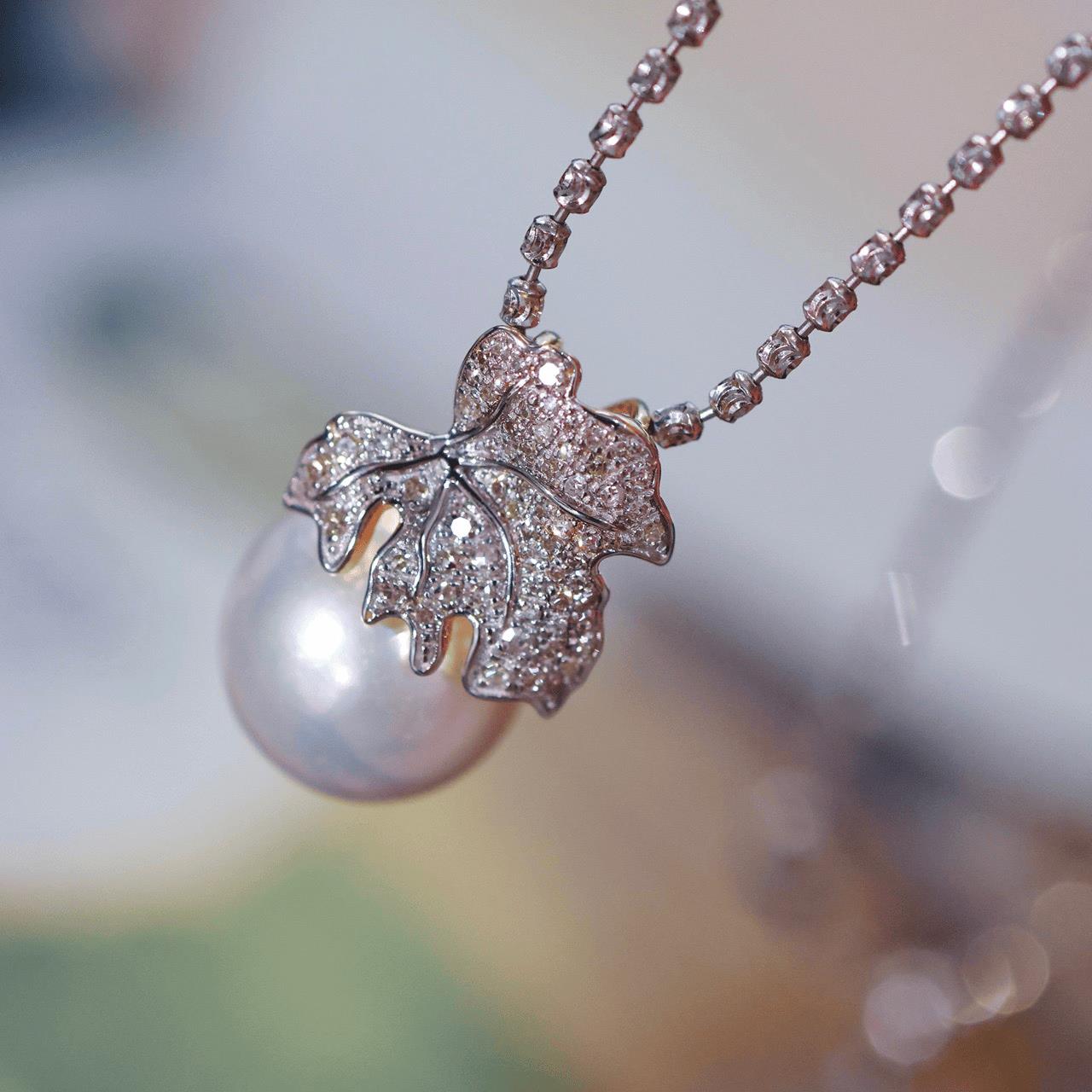 18k金钻石11-12mm海水珍珠吊坠